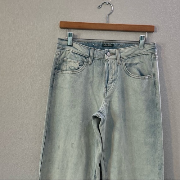 NWOT Wild Fable Light Wash Denim Jeans Size 2 - Picture 13 of 16